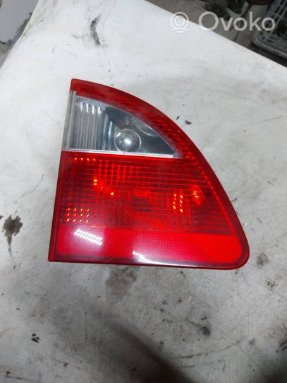 Ford Galaxy Lampy tylnej klapy bagażnika 7M5945093D