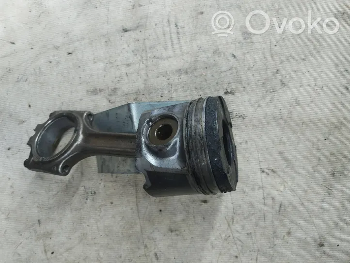 Volvo XC90 Piston avec bielle 