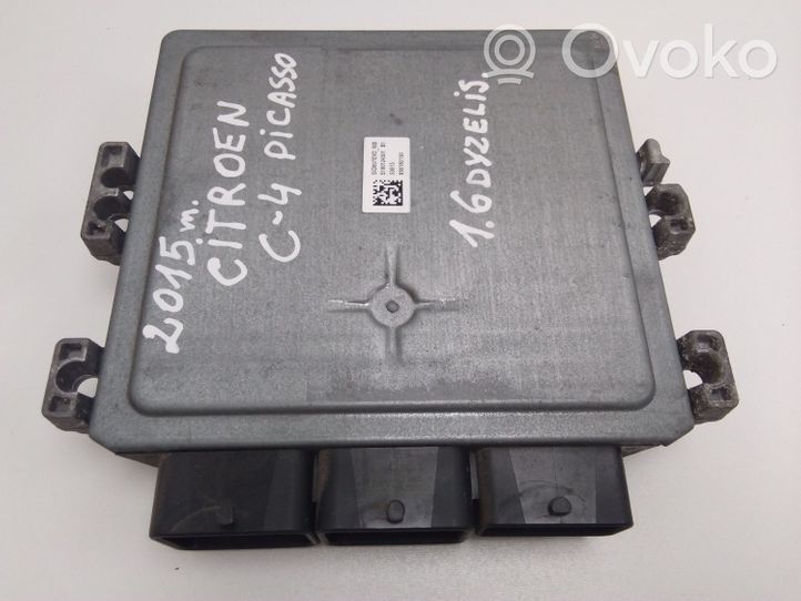 Citroen C4 Grand Picasso Блок управления двигателя 9811651980