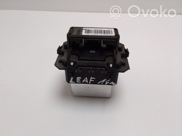 Nissan Leaf I (ZE0) Résistance moteur de ventilateur de chauffage T1000034ZC