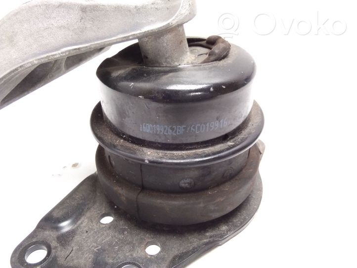 Skoda Rapid (NH) Support de moteur, coussinet 6R0199185A