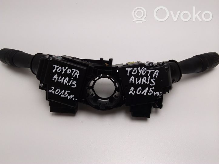 Toyota Auris E180 Vairo kolonėlės mechaninė dalis 17F852