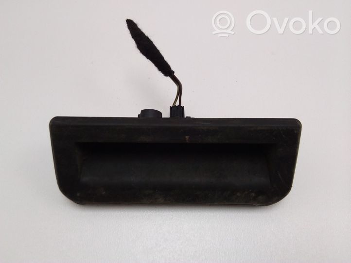 Skoda Fabia Mk3 (NJ) Bouton interrupteur ouverture du coffre 6V0827566