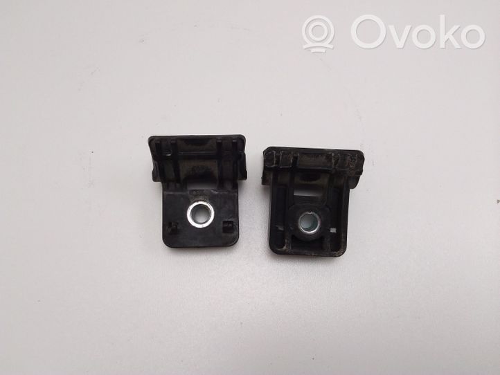 Chevrolet Orlando Staffa del pannello di supporto del radiatore 13250318