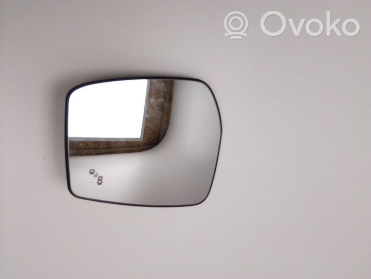 Nissan Note (E12) Wing mirror glass 212834406