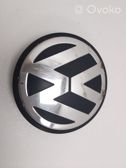 Volkswagen Golf VII R12 wheel hub/cap/trim 3B7601171