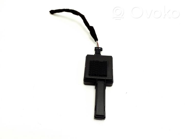 Ford Grand C-MAX Aerial GPS antenna 6G9T15K602AD