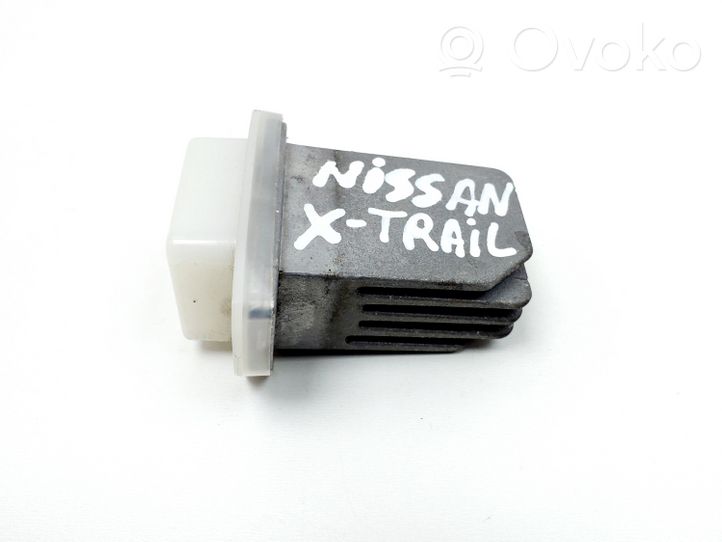 Nissan X-Trail T31 Motorino ventola riscaldamento/resistenza ventola 70T037L05