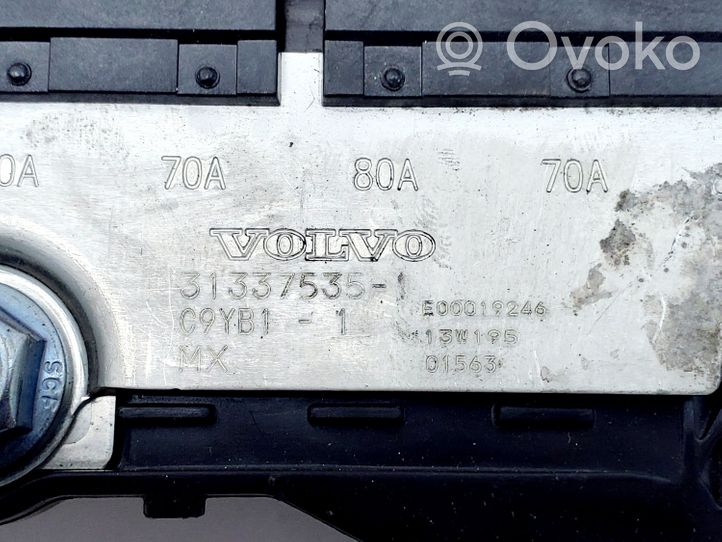 Volvo V40 Boîte à fusibles relais 306591923