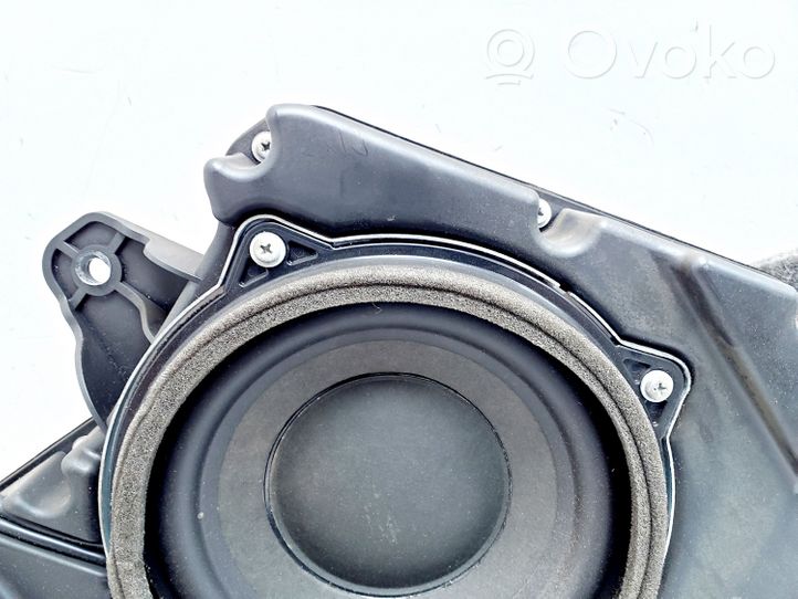 KIA Sportage Subwoofer-bassokaiutin 963803W000