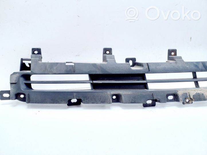 Citroen C-Crosser Grille inférieure de pare-chocs avant 6402A117