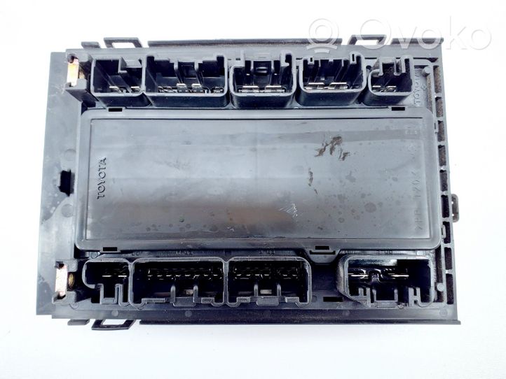 Lexus RX 330 - 350 - 400H Muut laitteet 03011D3A