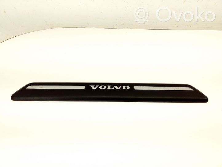 Volvo V40 Garniture de marche-pieds avant 31265842
