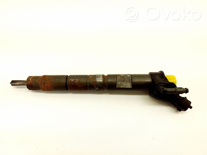 Toyota Verso-S Injecteur de carburant 236700W020