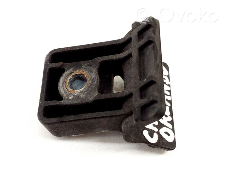 Chevrolet Orlando Staffa del pannello di supporto del radiatore 13250318