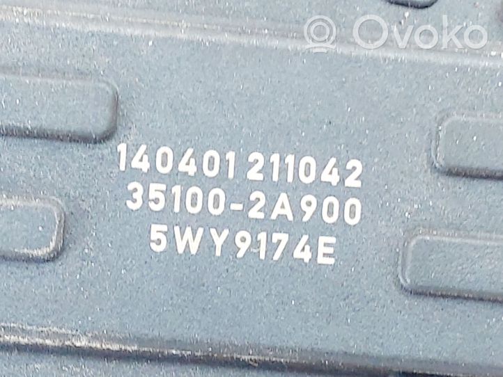 KIA Ceed Kolektor ssący 351002A900