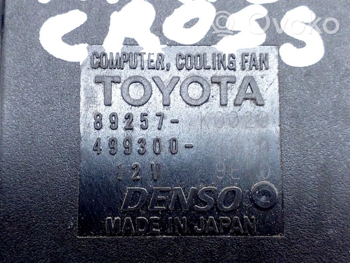 Toyota Yaris XP210 Jäähdytyspuhaltimen rele 89257499300