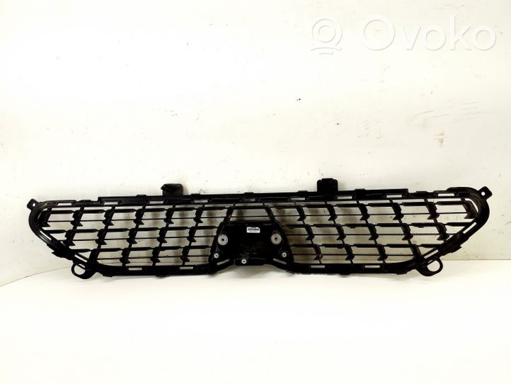 Toyota Yaris Cross Grille calandre supérieure de pare-chocs avant 531110DD00