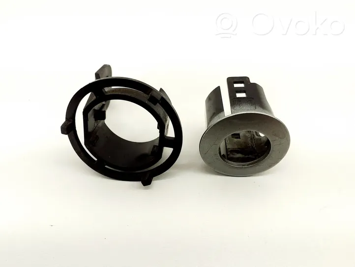 Toyota Auris E180 Priekšpusē parkošanās sensora (PDC) sensors (-i) 8934802010