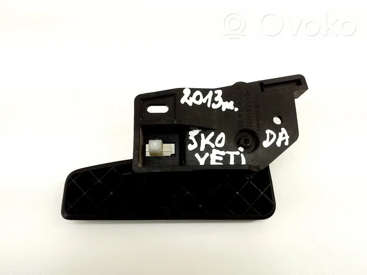Skoda Yeti (5L) Rączka / Uchwyt otwierania pokrywy przedniej / maski silnika 1J1823633