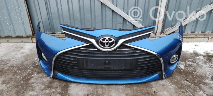 Toyota Yaris Priekinis bamperis 