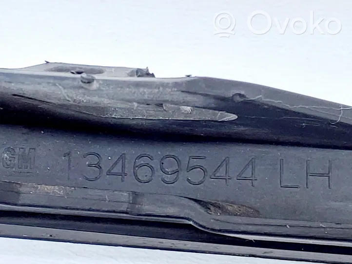 Opel Astra K Grille inférieure de pare-chocs avant 13469544