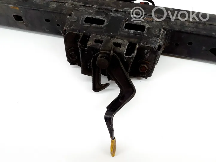 Opel Zafira C Staffa del pannello di supporto del radiatore parte superiore 