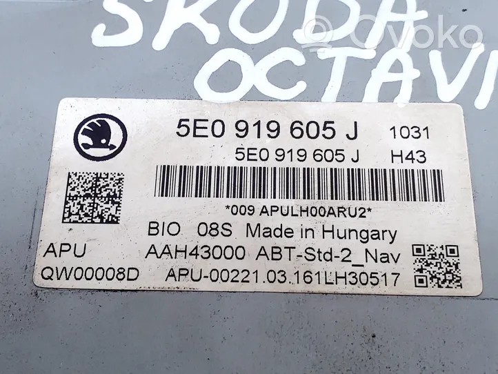 Skoda Octavia Mk3 (5E) Panel / Radioodtwarzacz CD/DVD/GPS 5E0919605J