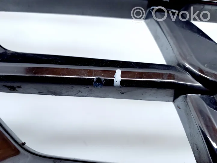 Hyundai i30 Grille calandre supérieure de pare-chocs avant 86351G4510