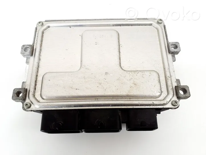 Peugeot 208 Sterownik / Moduł ECU 9805895780