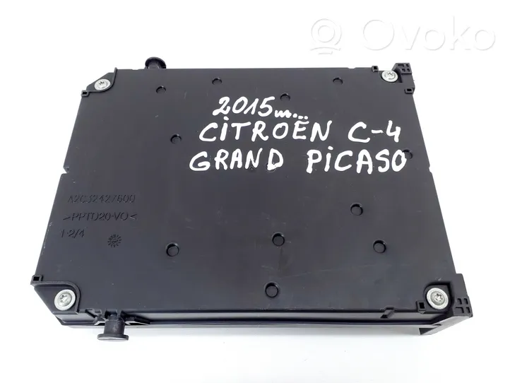 Citroen C4 Grand Picasso Relay mounting block 9806687980