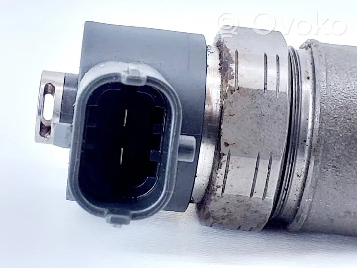 KIA Ceed Inyector de combustible 338002A900