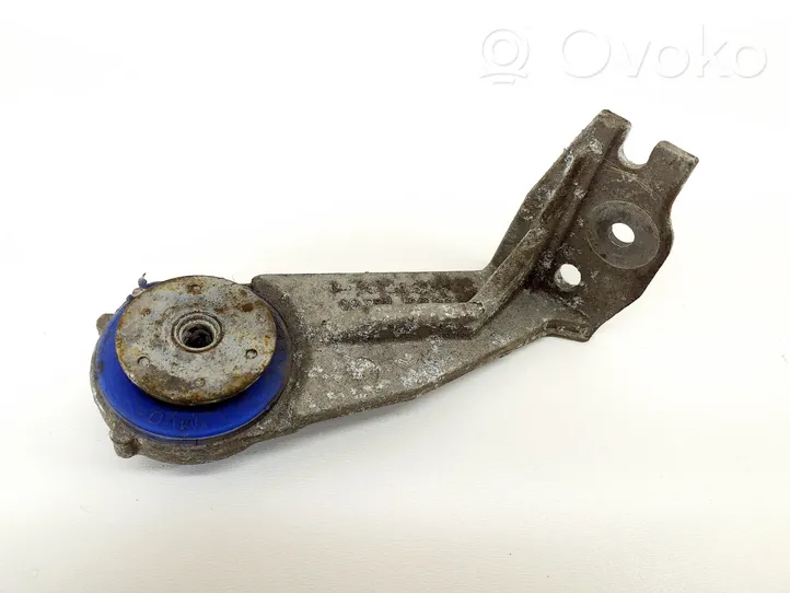 Peugeot 3008 II Staffa del pannello di supporto del radiatore 9803778880