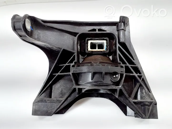 Peugeot 3008 II Engine mount bracket 