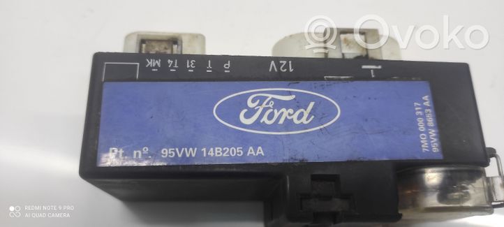 Ford Galaxy Relais de ventilateur de liquide de refroidissement 95VW14B205AA