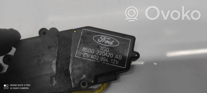 Ford Scorpio Front door lock 85GG220A20AB