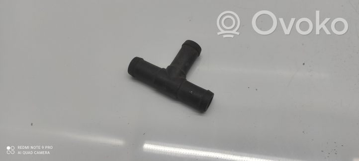 Volkswagen Golf III Durite de refroidissement tube 