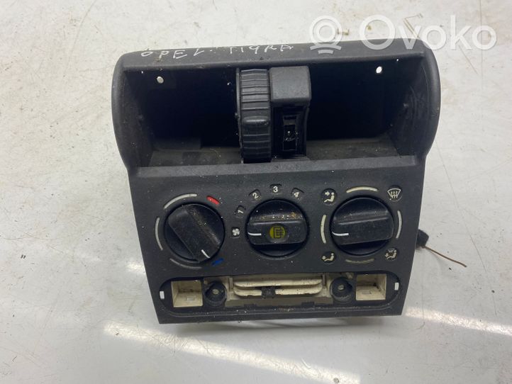 Opel Tigra A Climate control unit 1905871