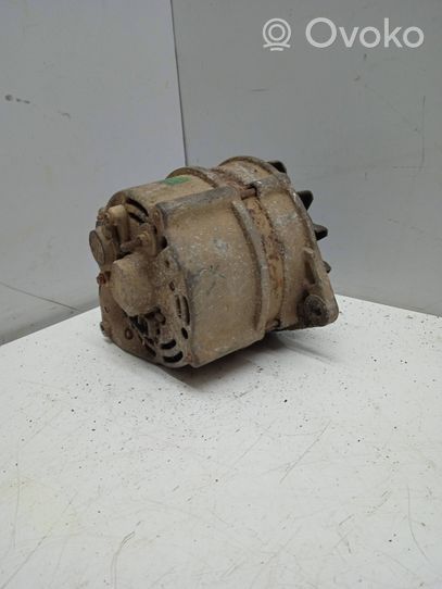 BMW 5 E28 Generator/alternator 0120489028