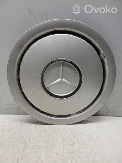 Mercedes-Benz E W124 Kołpaki nieoryginalne R15 1244010424