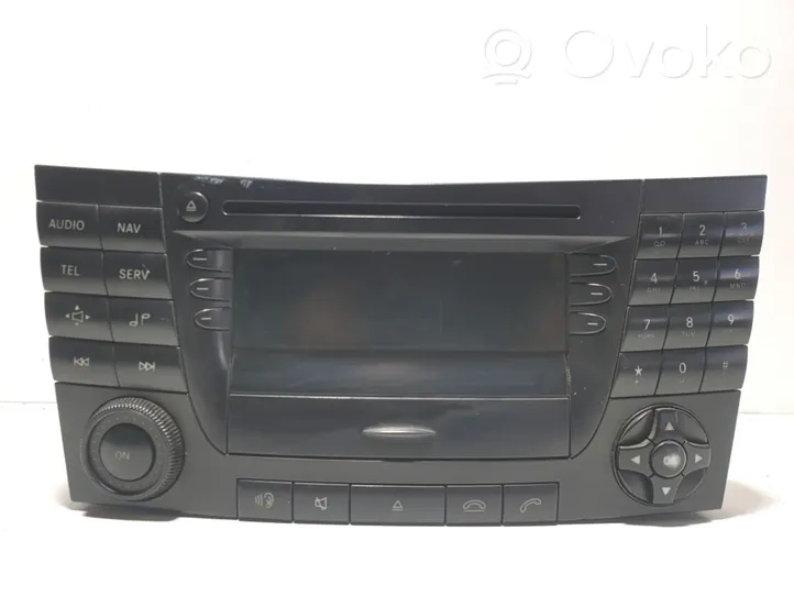Mercedes-Benz E W211 Unità principale autoradio/CD/DVD/GPS A2118201079001