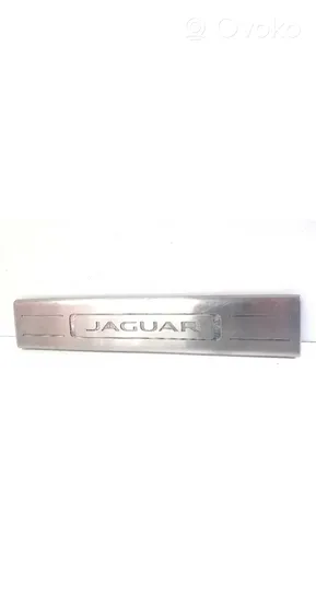 Jaguar XJ X351 Etuoven kynnyksen suojalista AW9313200-AE