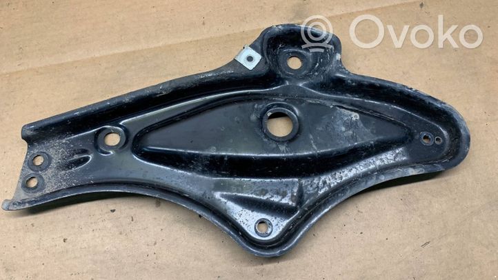 Mercedes-Benz GLE (W166 - C292) Altra parte della sospensione anteriore A1663310000