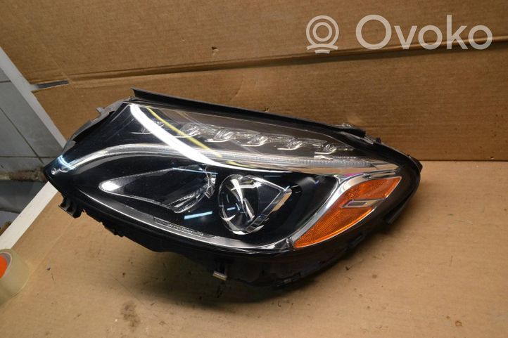 Mercedes-Benz C AMG W205 Lampa przednia A2059062904