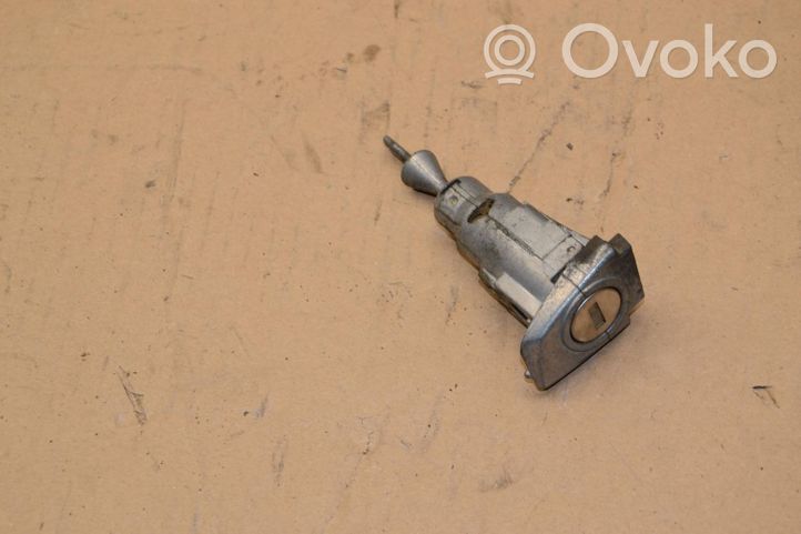 Volkswagen Golf VII Front door lock (next to the handle) 107837167CL