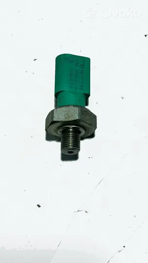 Skoda Octavia Mk3 (5E) Sensore di pressione dell’olio 04L919081
