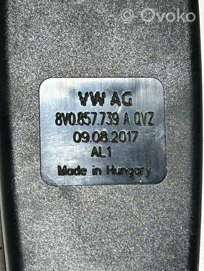 Volkswagen Golf VII Middle seatbelt buckle (rear) 8V0857739A