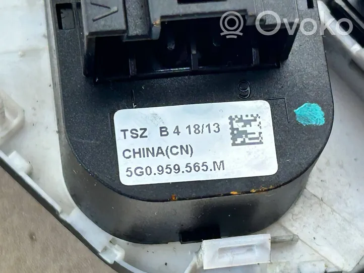 Volkswagen Golf VII Przycisk regulacji lusterek bocznych 5G0959565M