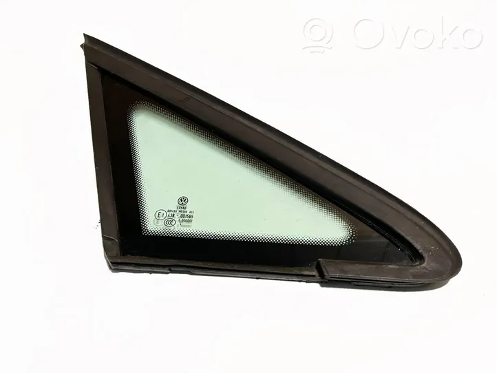 Volkswagen Golf VII Front triangle window/glass 5G0845412E