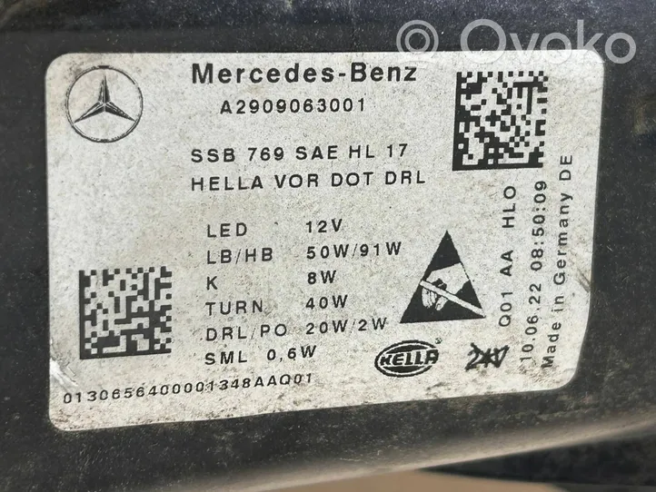 Mercedes-Benz AMG GT 4 x290 w290 Lampa przednia A2909063001